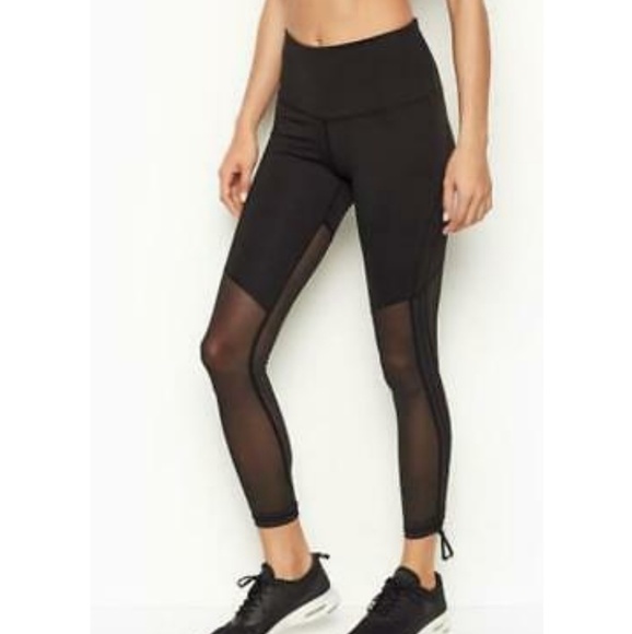 Victoria's Secret Pants - NWOT Victoria's Secret knockout leggings